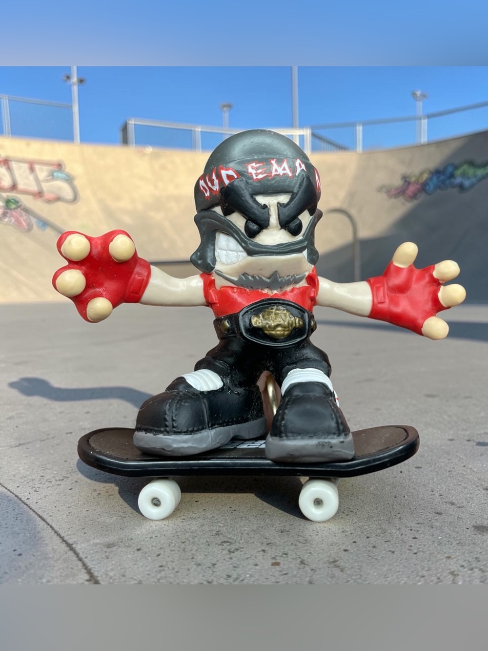 Vintage Tech Deck Dudes Figure G-Money #078 Dudemania Wrestler 2004